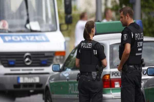 کشف بمب در یکی از قطارهای شهر کلن، فعالیت پلیس ادامه دارد