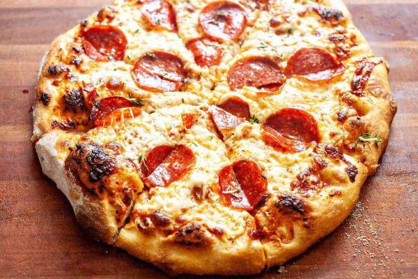 علت اصلی نپختن و خام ماندن خمیر پیتزا