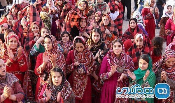 با انواع پیراهن های زنان در اقوام ایرانی آشنا شویم با انواع پیراهن های زنان در اقوام ایرانی آشنا شویم